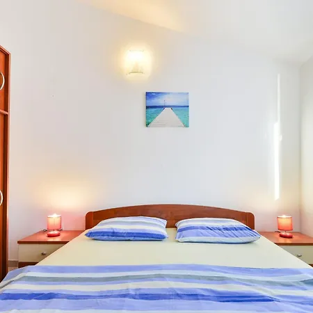 Delac By Interhome דירה *